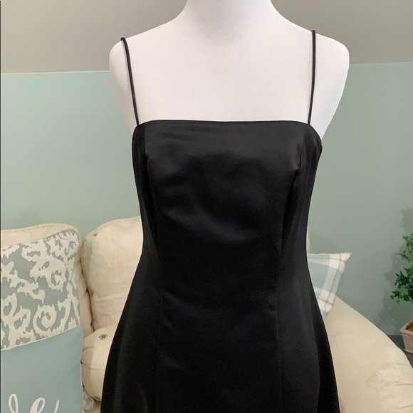 NWT Gorgeous Chic Black Gown with matching wrap - Picture 4 of 7